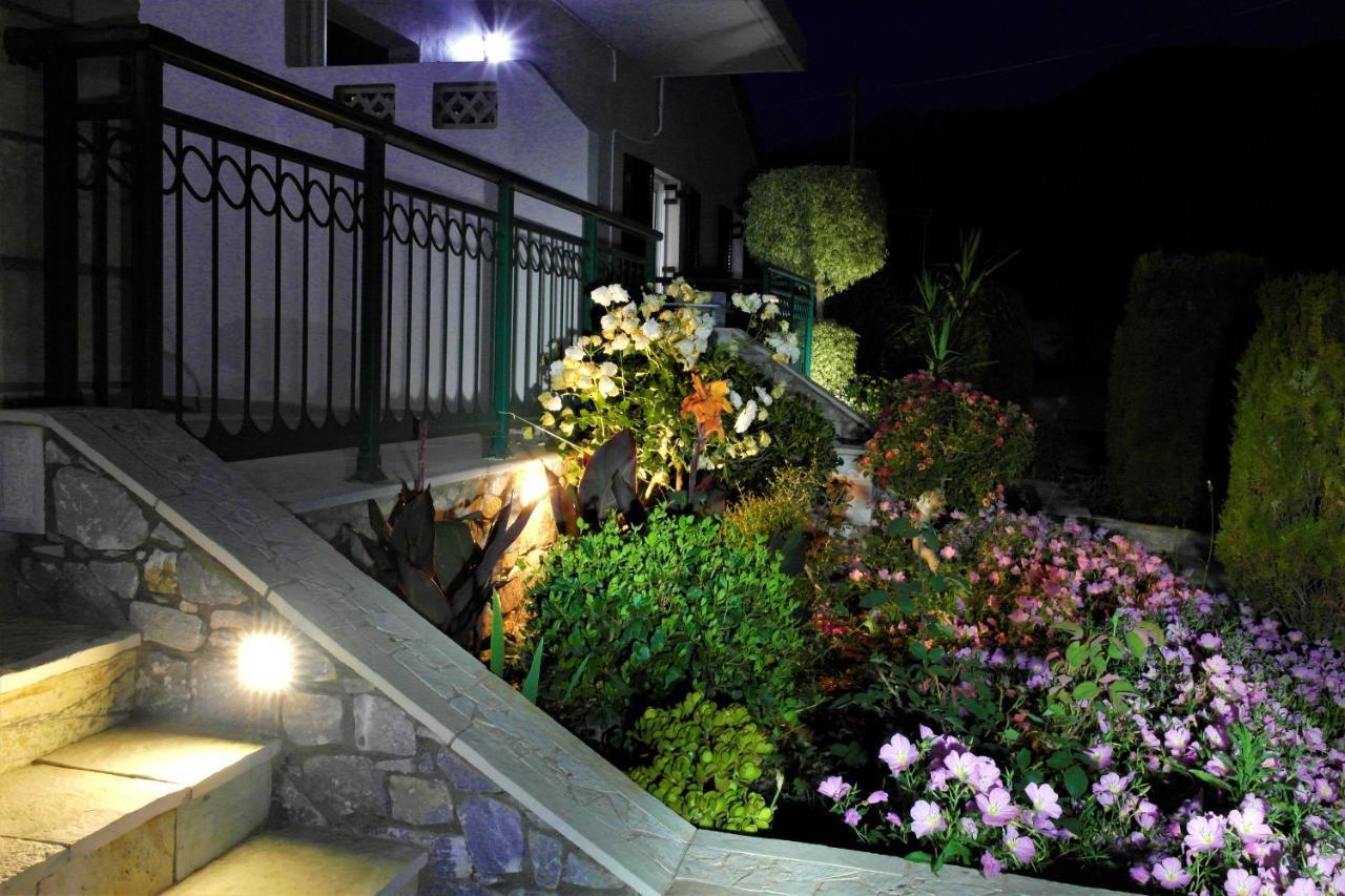 Voulas Apartments Stoúpa エクステリア 写真