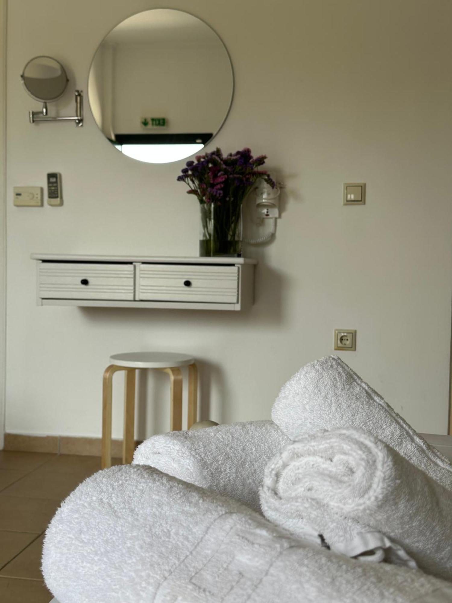 Voulas Apartments Stoúpa 部屋 写真